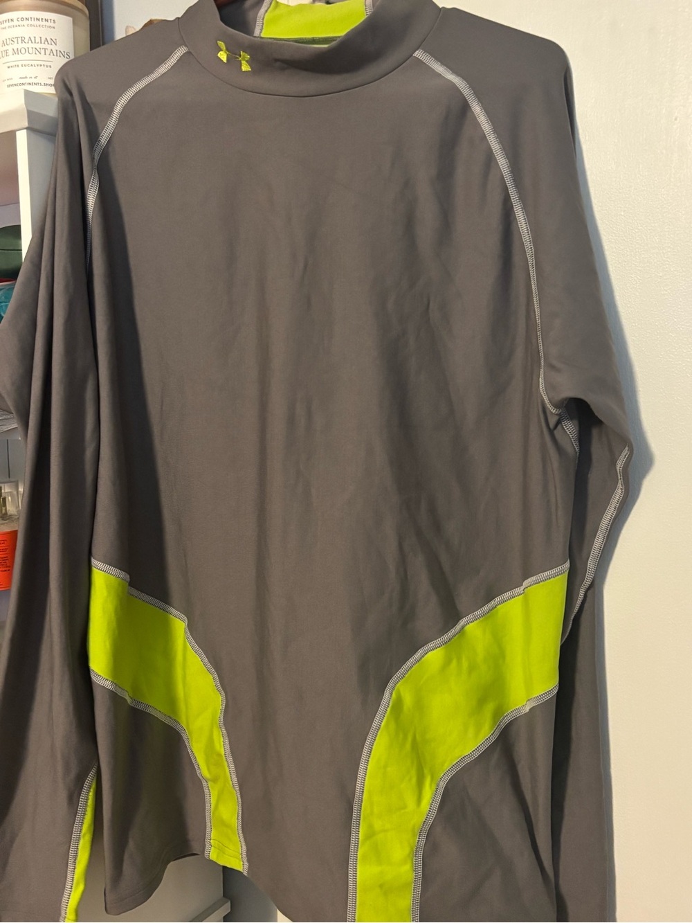 Under Armour Gray Long-Sleeve Cold Gear Top with Neon Yellow Accents 3XL